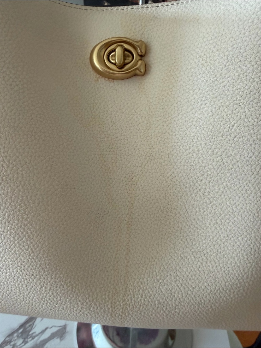 Coach Cream Leather Shoulder Bag with Gold Hardware - Picture 4 of 6